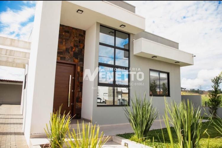 Casa Alto Padrão com piscina a venda no bairro São Jorge