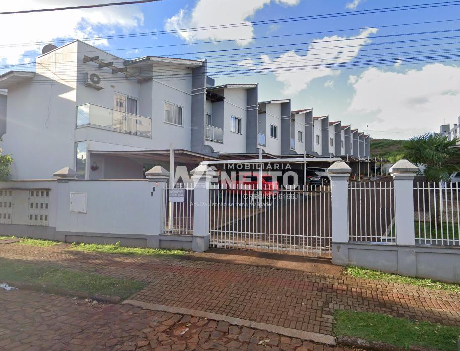 Sobrado a venda com 2 dormitórios em Xanxerê