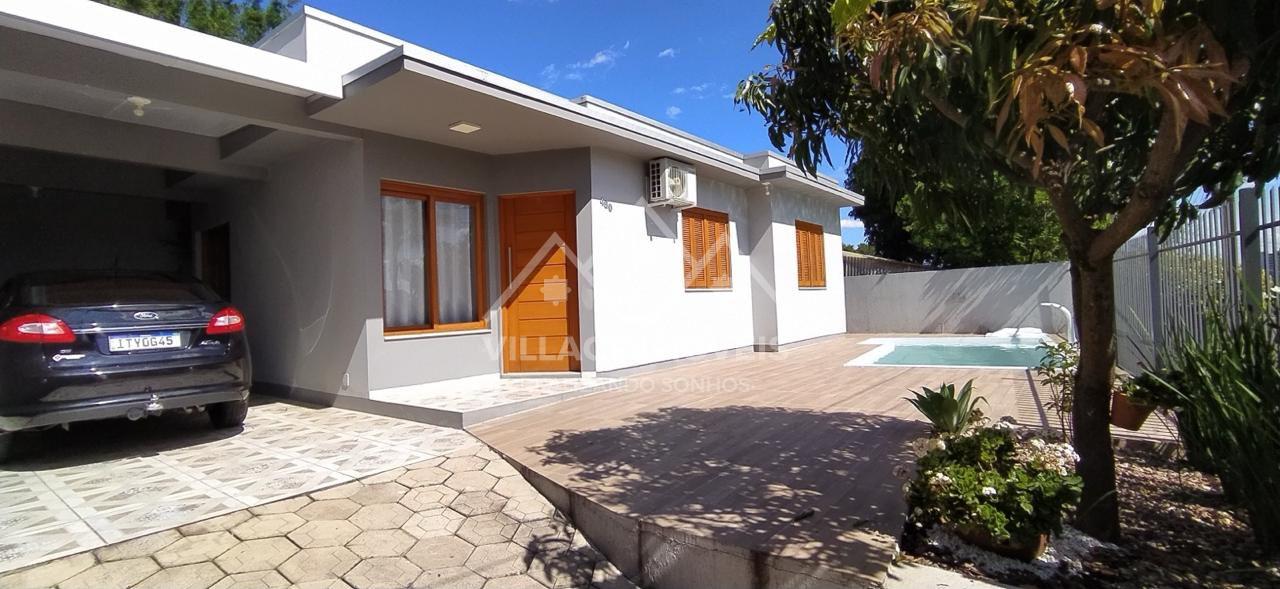    CASA A VENDA PLANA COM PISCINA NO BAIRRO PAULISTA C.BOM   