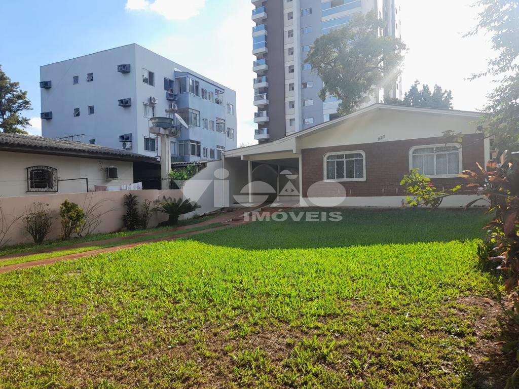 Casa em alvenaria com aprox. 90 m , dois minutos do Shopping Jl
