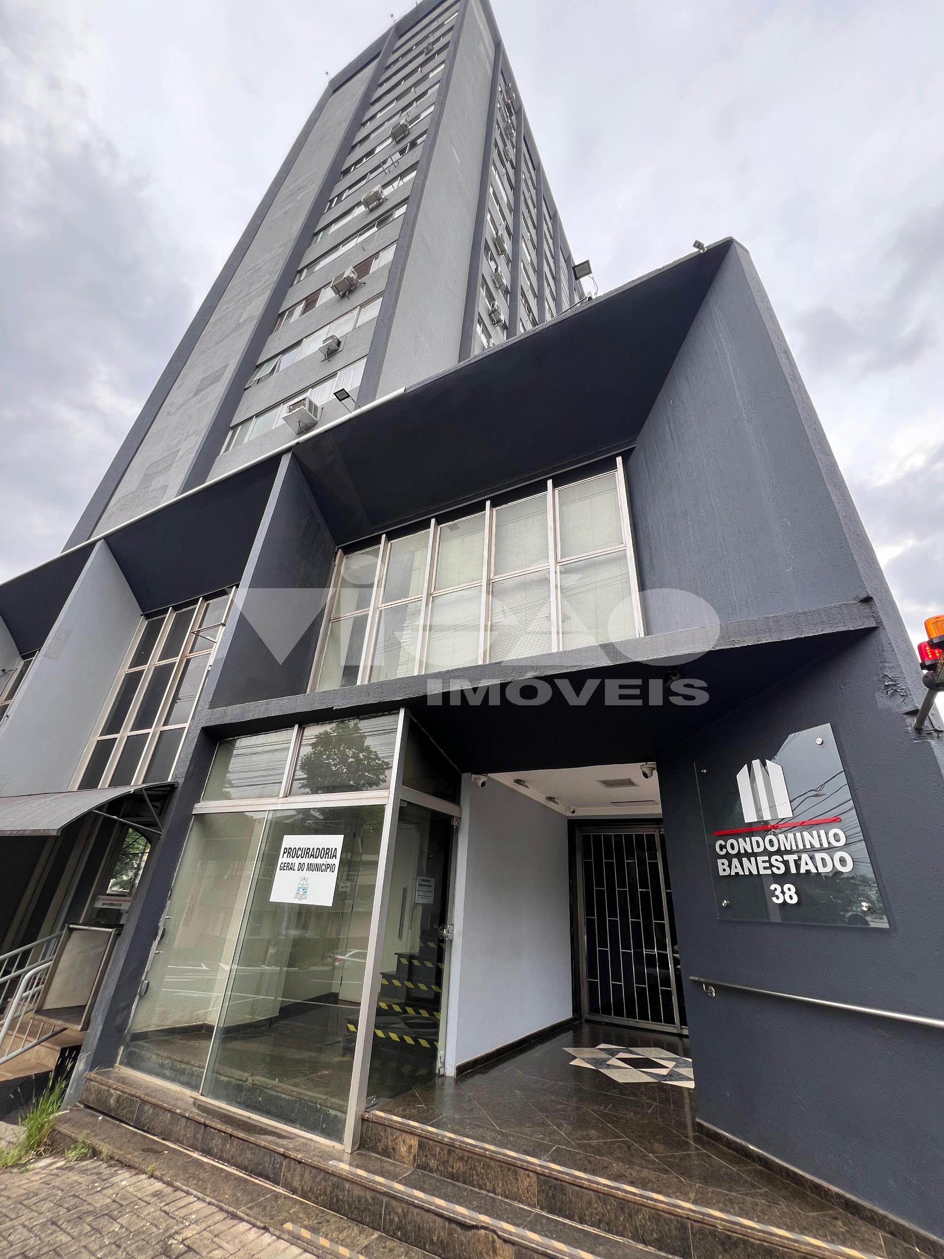 Apartamento Edifício Banestado com 2 quartos sendo 1 suíte à v...