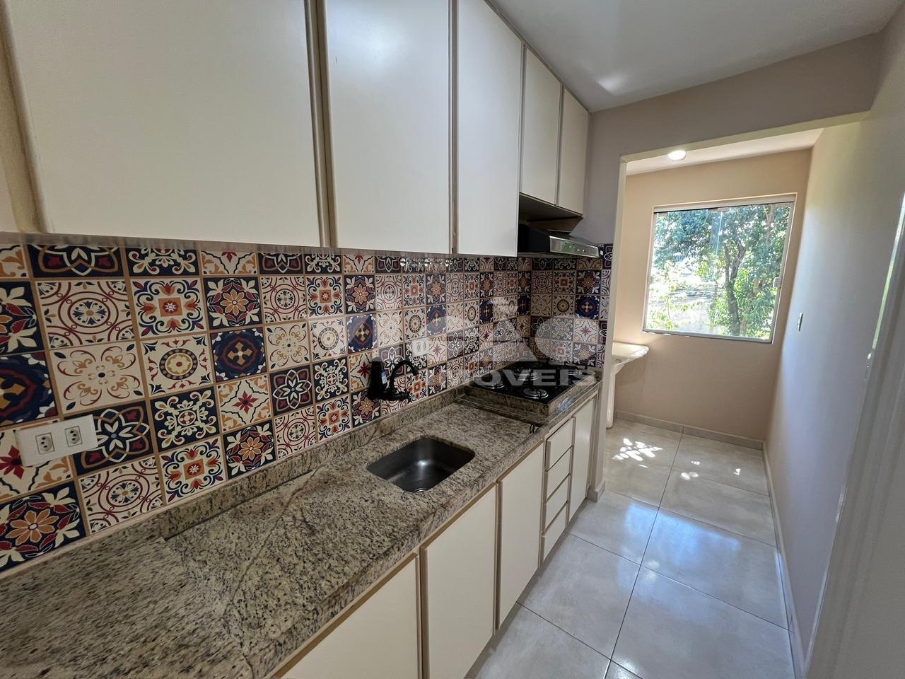 Apartamento com 2 Quartos e Cozinha Planejada no Residencial Abaeté, Foz do IguaçuPR Visão Imóveis