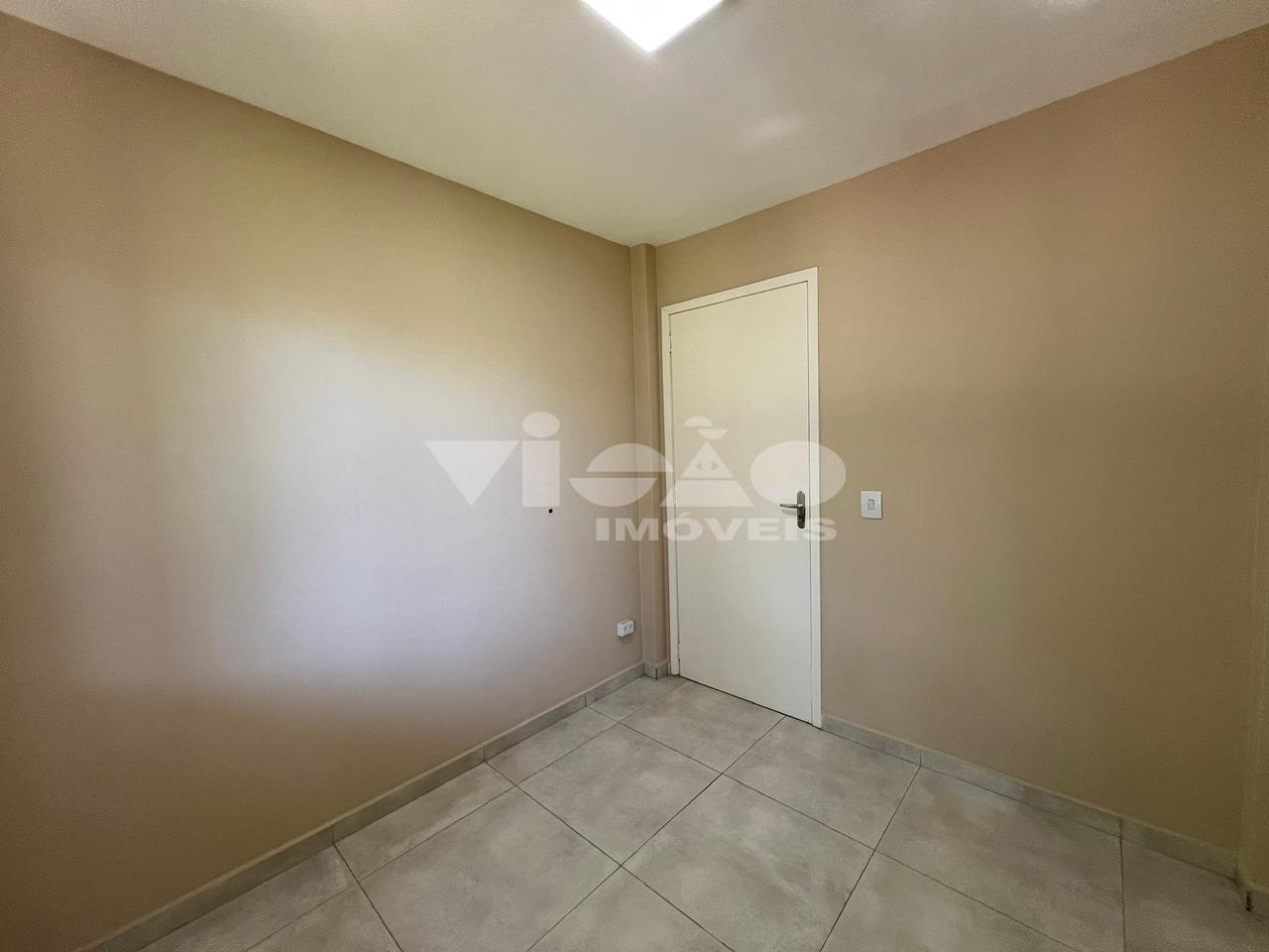 Apartamento com 2 Quartos e Cozinha Planejada no Residencial Abaeté, Foz do IguaçuPR Visão Imóveis