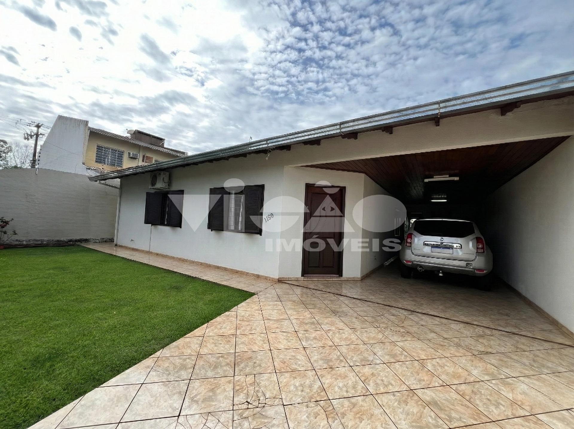 Casa com Su?te e Amplo Quintal na Avenida Florian?polis, Foz d...