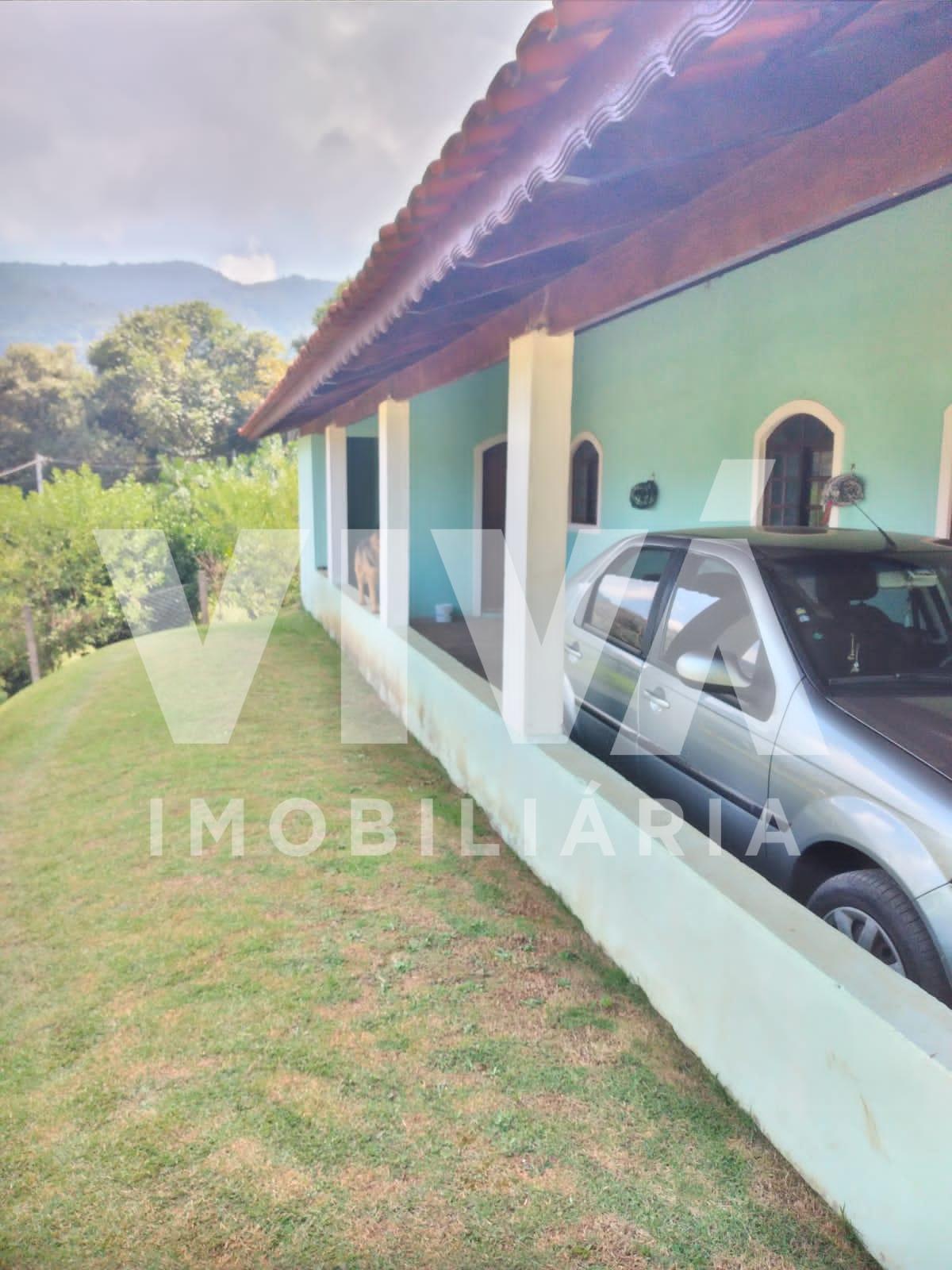 Chácara EM EXTREMA 3 dormitórios - ACEITA PERMUTA CASA EM EXTREMA