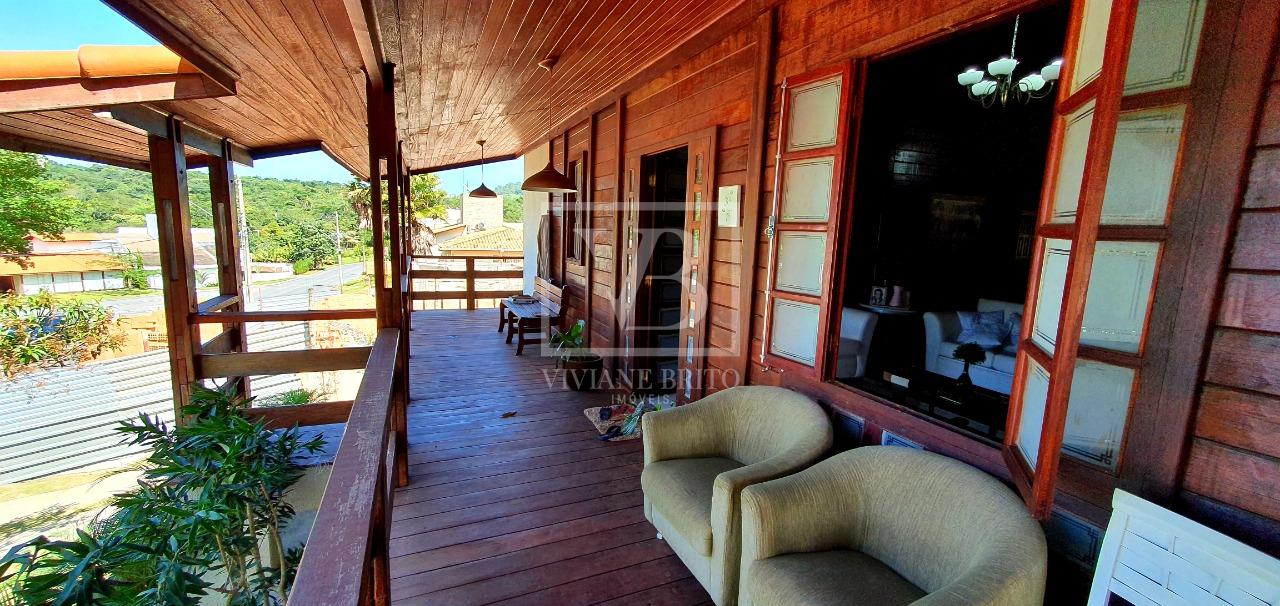 Casa com 4 dormitórios, 1000m2 de terreno, à venda, MONTSERRAT...