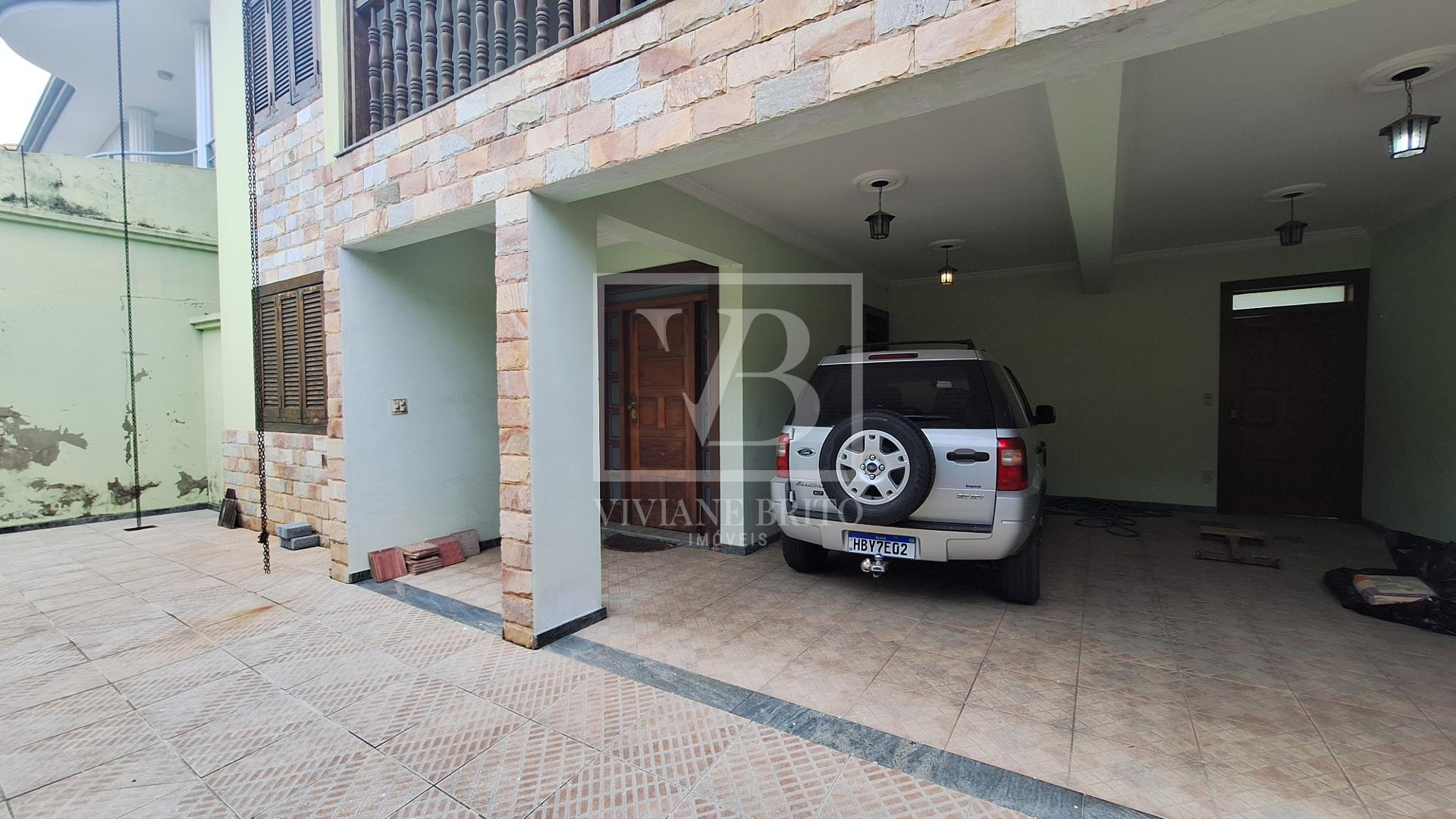 Casa à venda e locação, 3 quartos sendo 2 suítes no Central Pa...