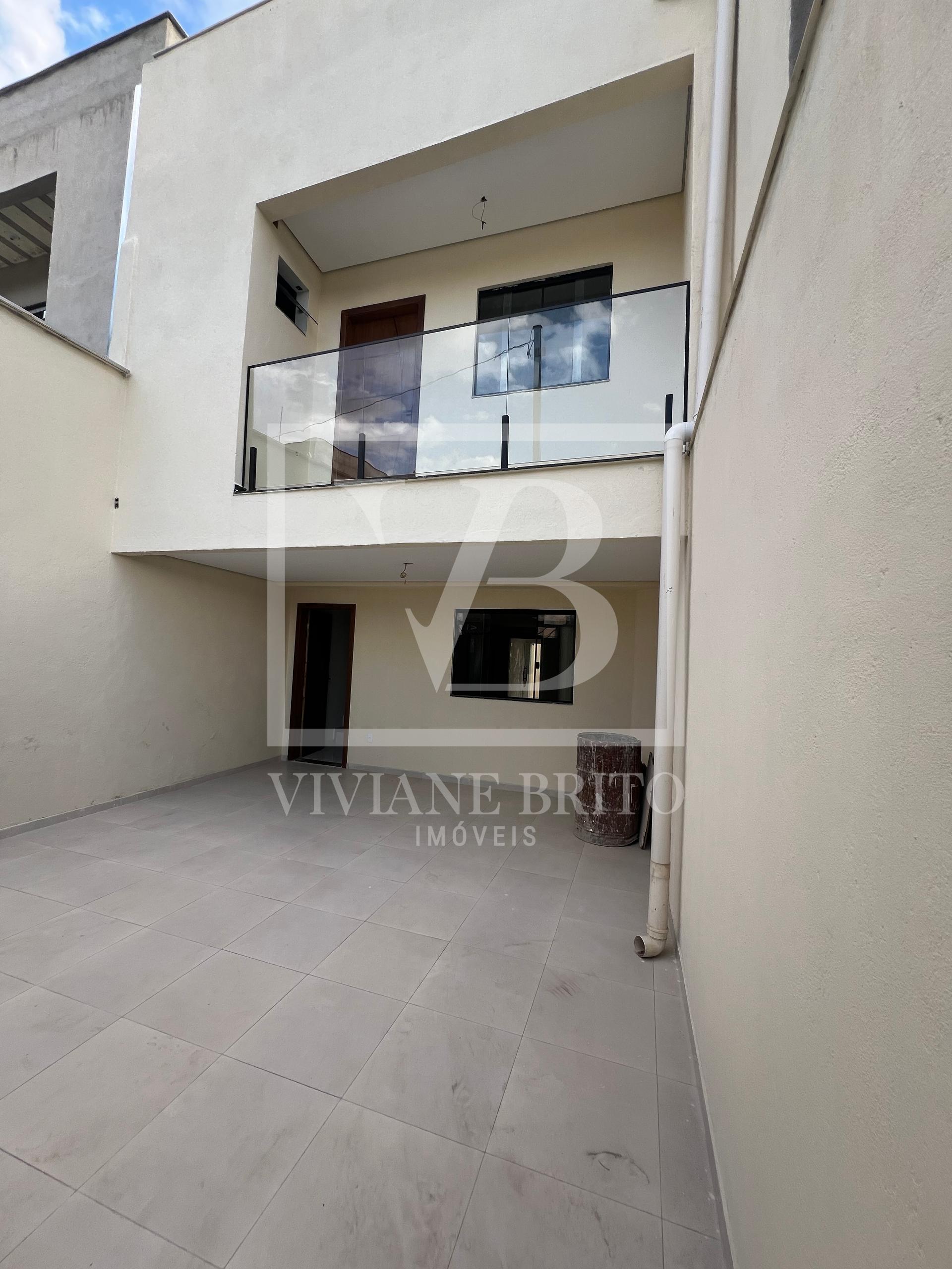 Oportunidade Imperdível  - Casa Geminada à Venda no Bairro Mon...