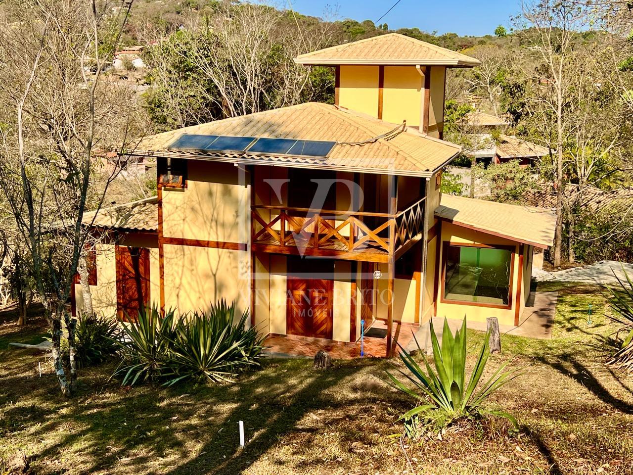 Linda casa com 3 suítes, espaço, conforto e tranquilidade 