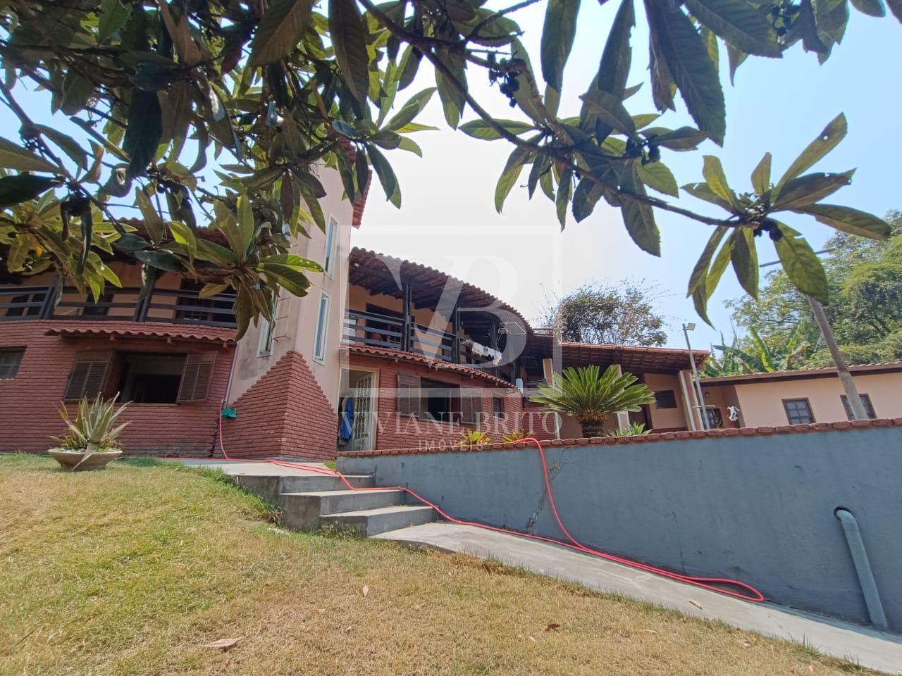 Ampla residência à venda no Quintas do Godoy,  2.000 m , pisci...