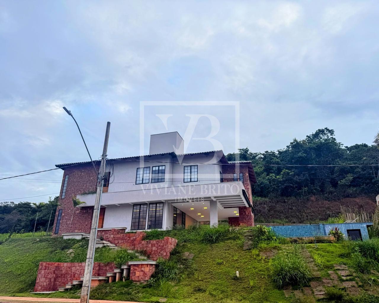 Exclusiva casa de alto padr?o ? venda no Condom?nio Valle da S...