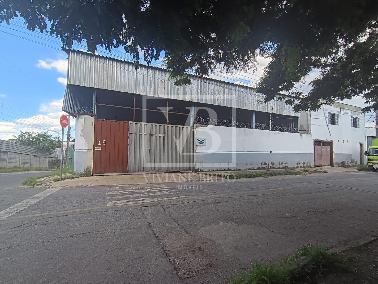 Galpão à venda, juntamente com casa , no bairro Dom Bosco, loc...