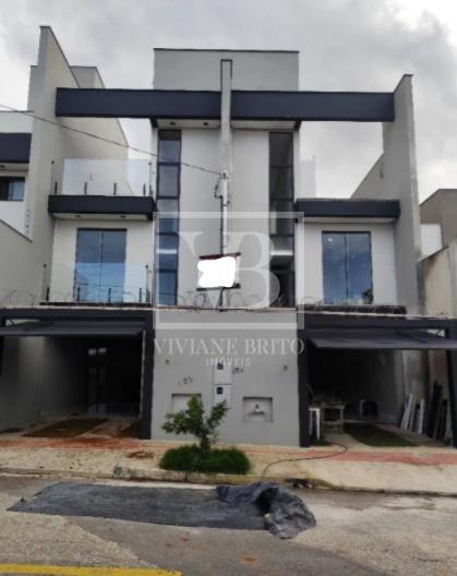 Casa à venda no bairro Parque das Acácias, em Betim.