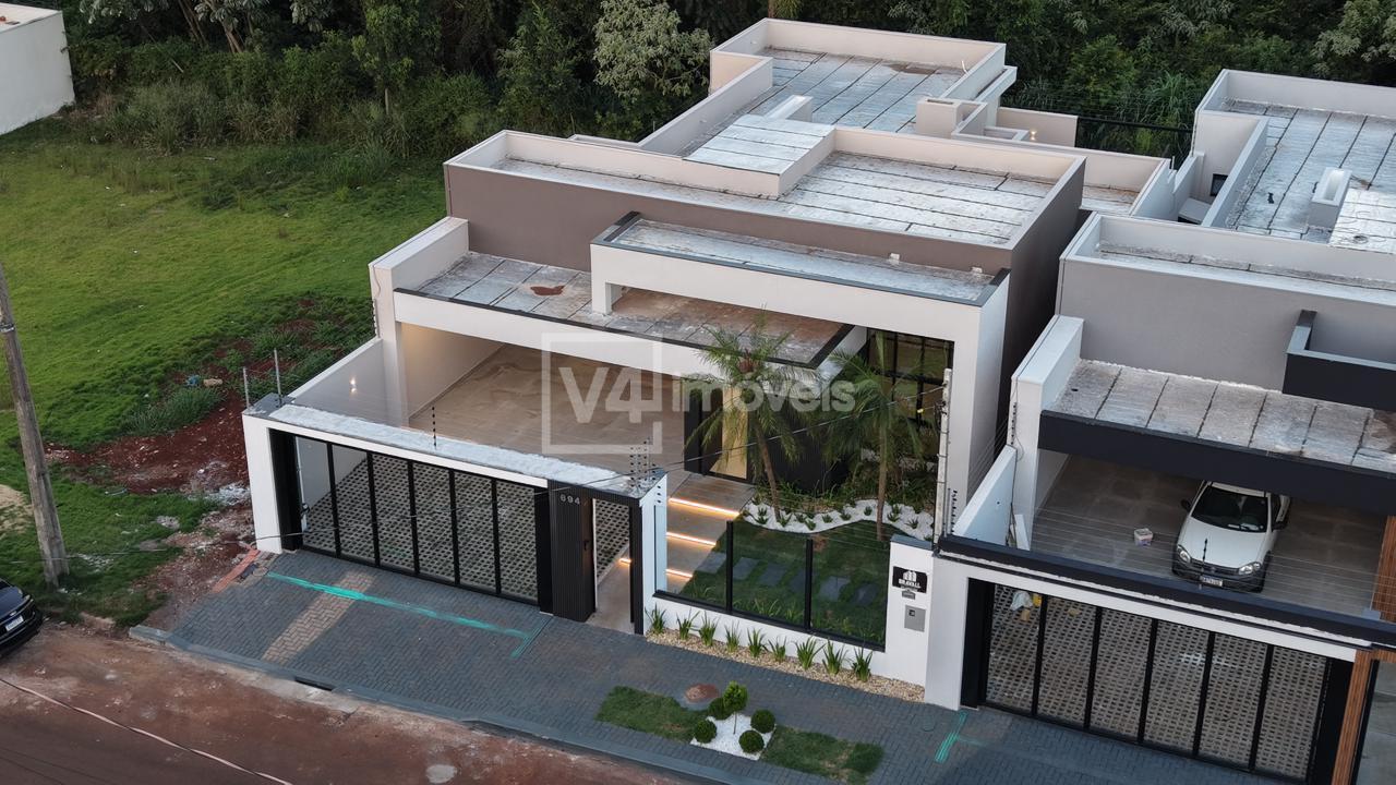 Casa à venda no bairro Tropical III, CASCAVEL - PR