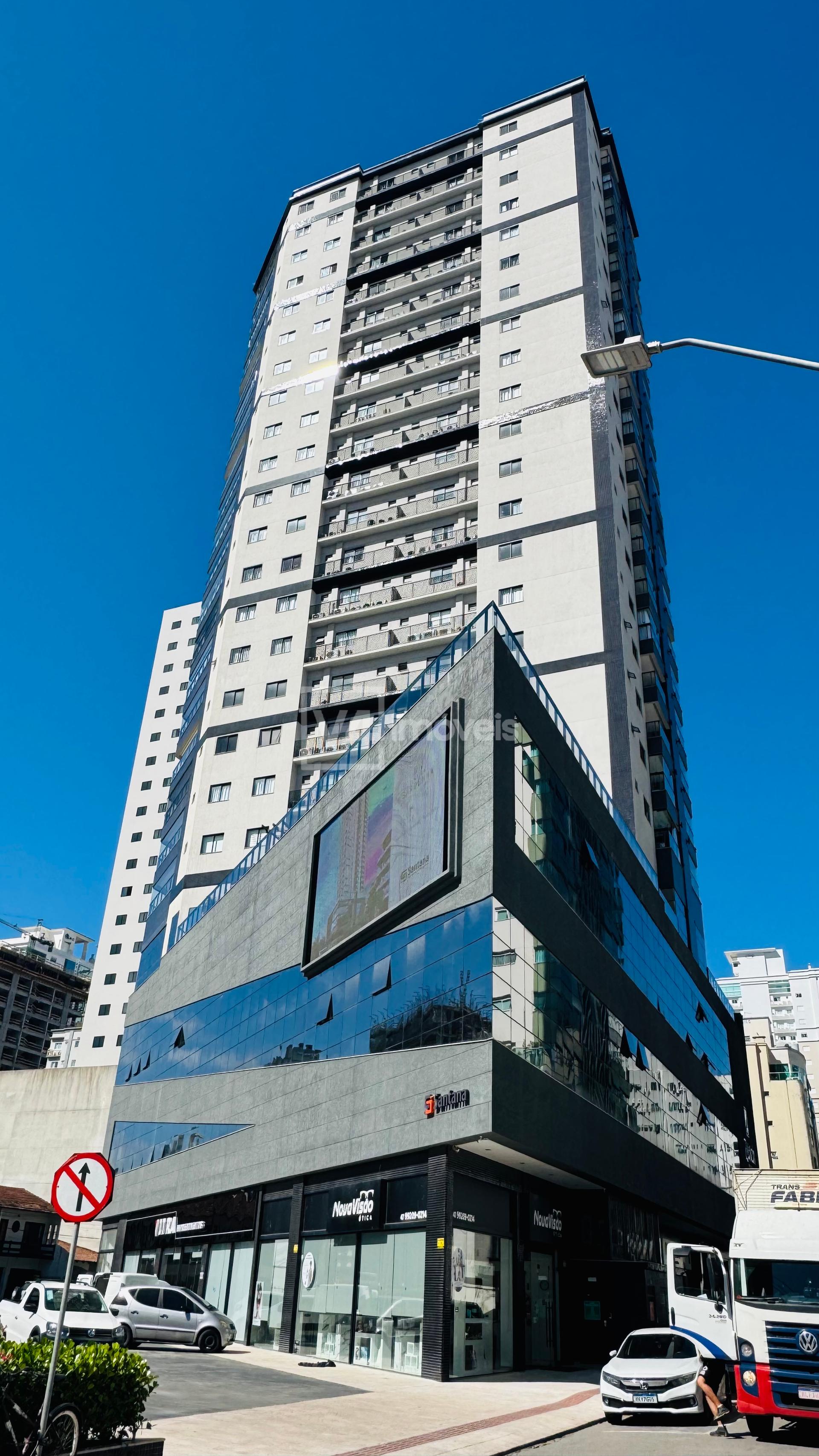 Apartamento ? venda no Edif?cio Zurich, Meia Praia, ITAPEMA - SC