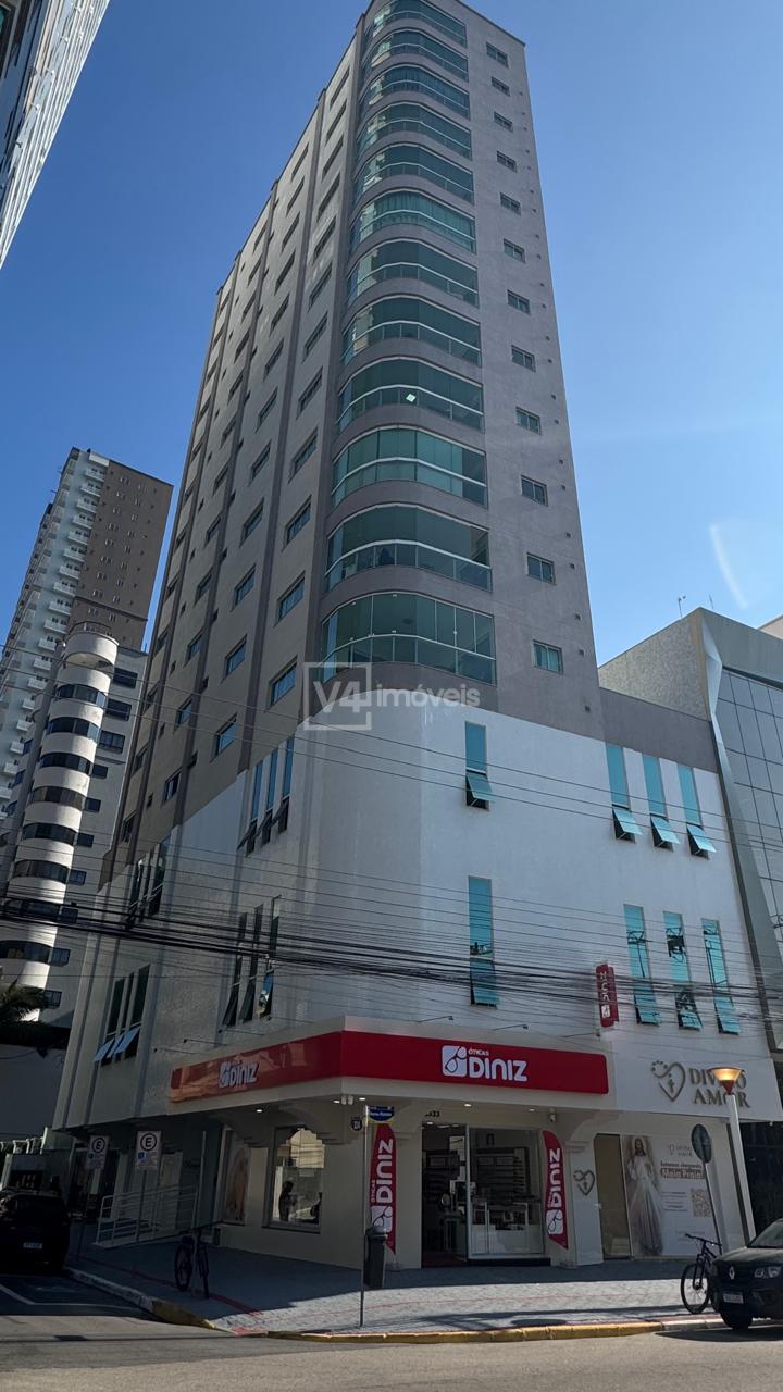 Apartamento à venda no Edifício Maggiore Meia Praia, ITAPEMA - SC