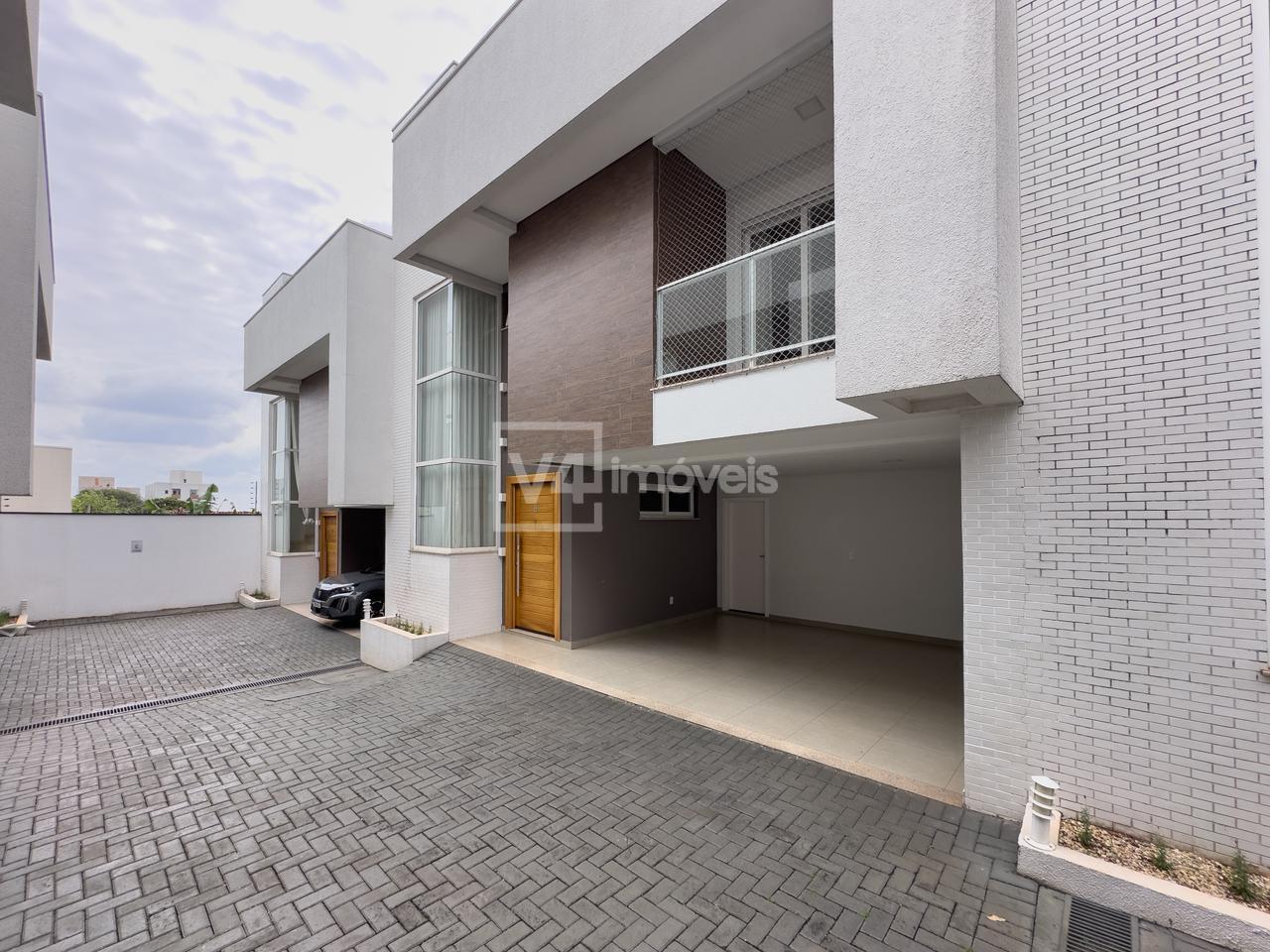 Sobrado à venda no Bairro Alto Alegre, CASCAVEL - PR