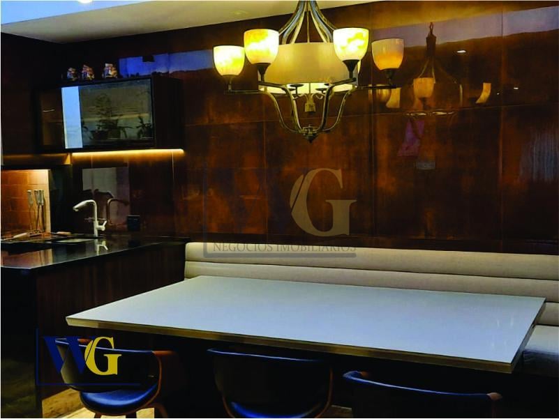 Sobrado à Venda no Condomínio Residencial Villa Firenze