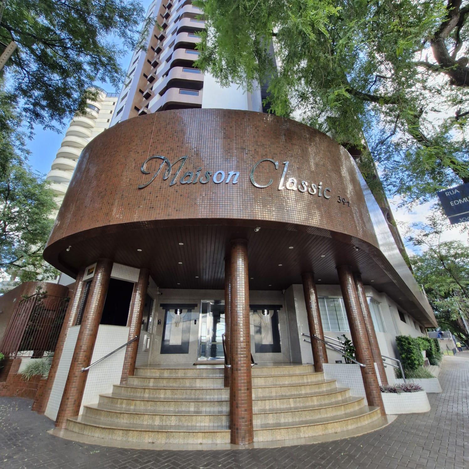 Apartamento Duplex no Centro de Foz do Iguau com 4 Suites 