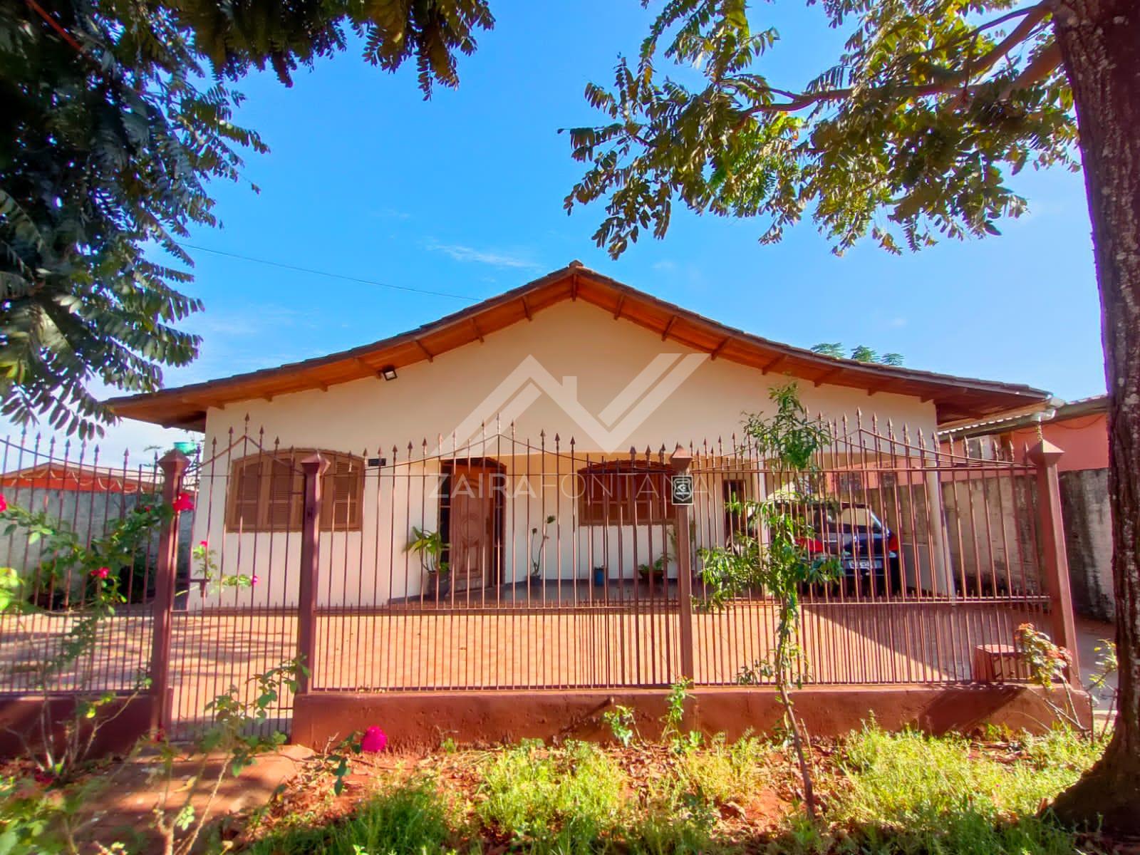 Casa com piscina a venda no Portal da Foz em Foz do Igua?u - PR