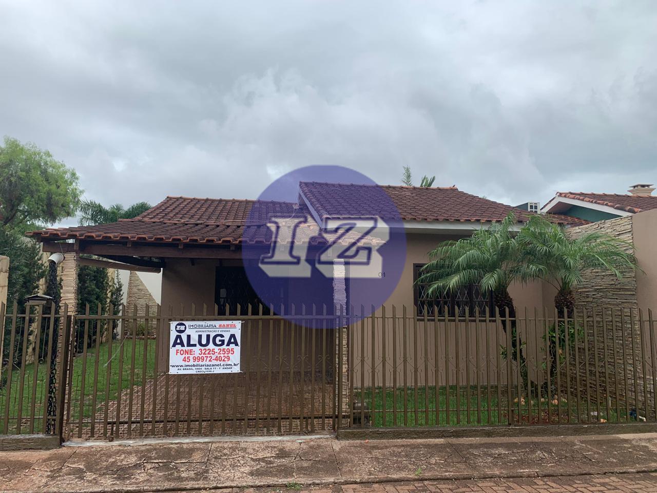 Casa em Condomínio Fechado no Country