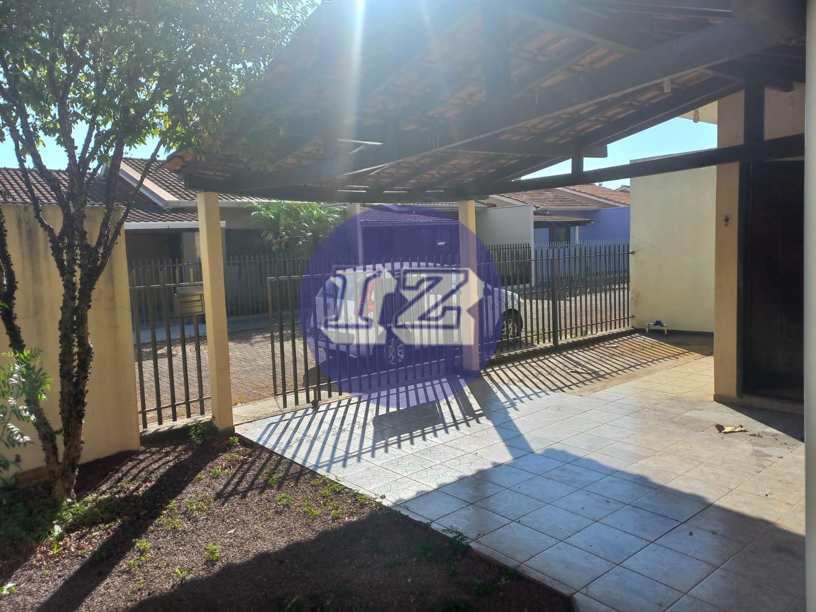 Casa em Condomínio no Country