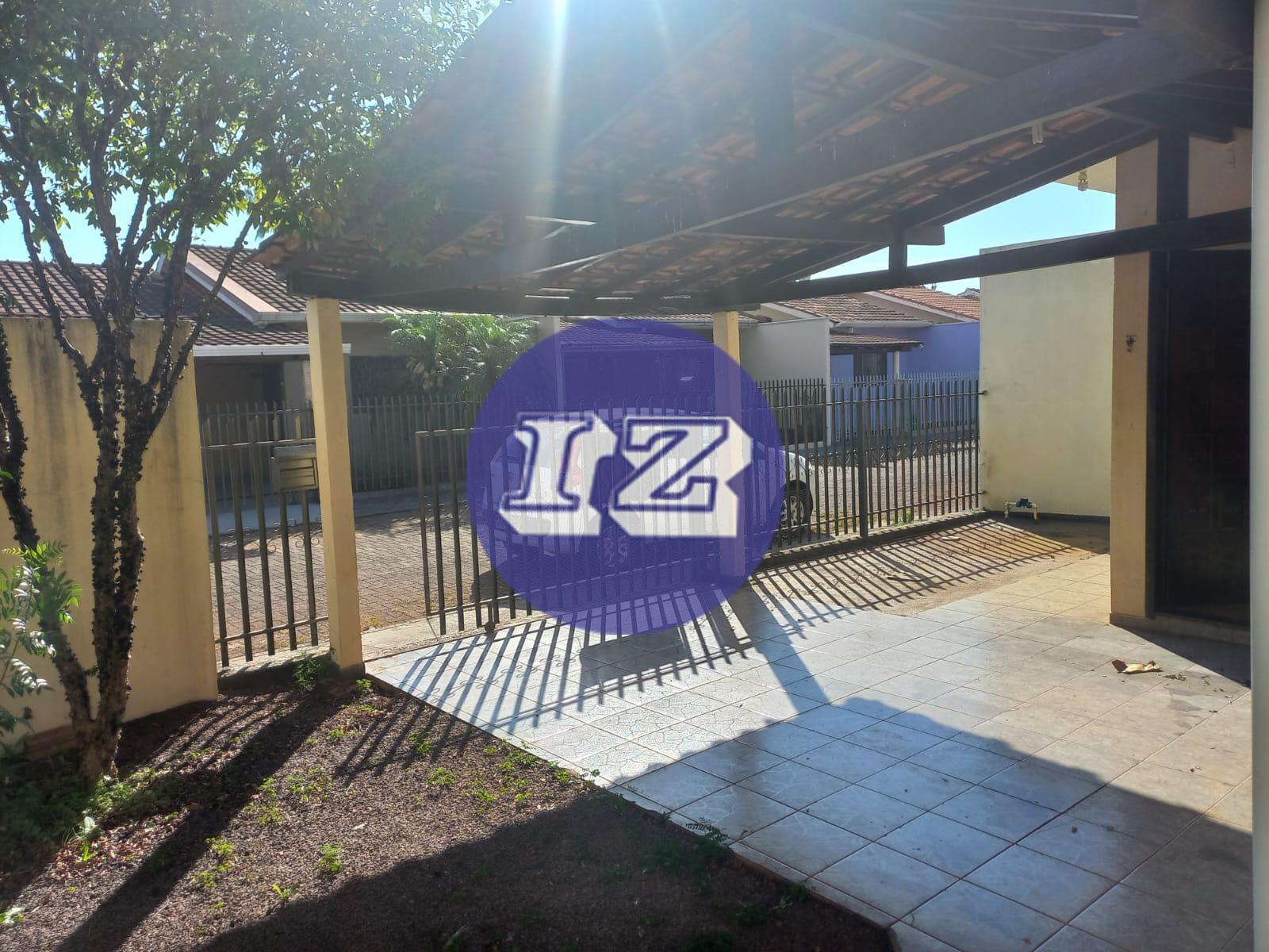 VENDE-SE CASA EM CONDOMÍNIO NO COUNTRY