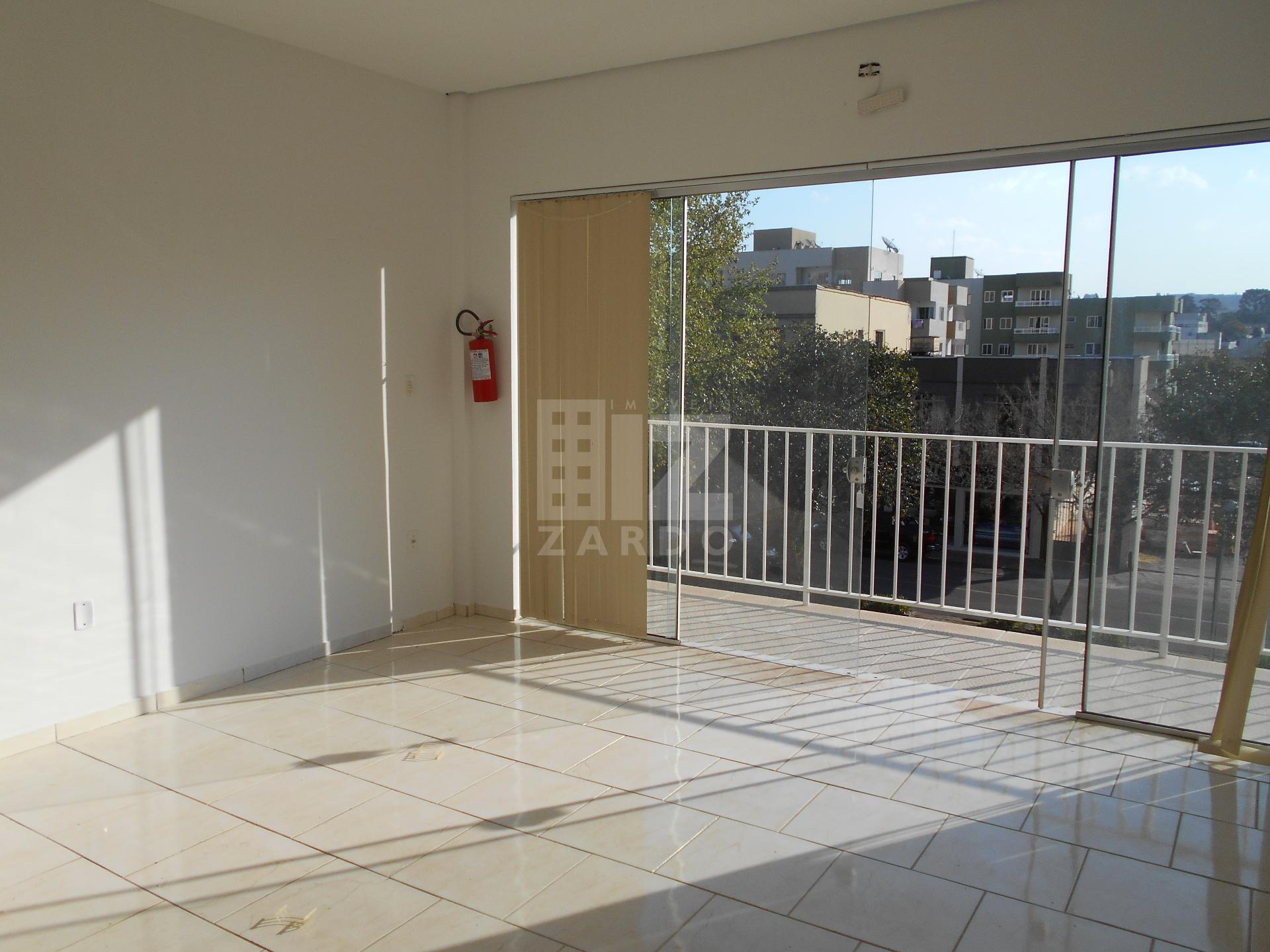 SALA COMERCIAL SUPERIOR CONTENDO APROXIMADAMENTE 50m , 01 BANH...