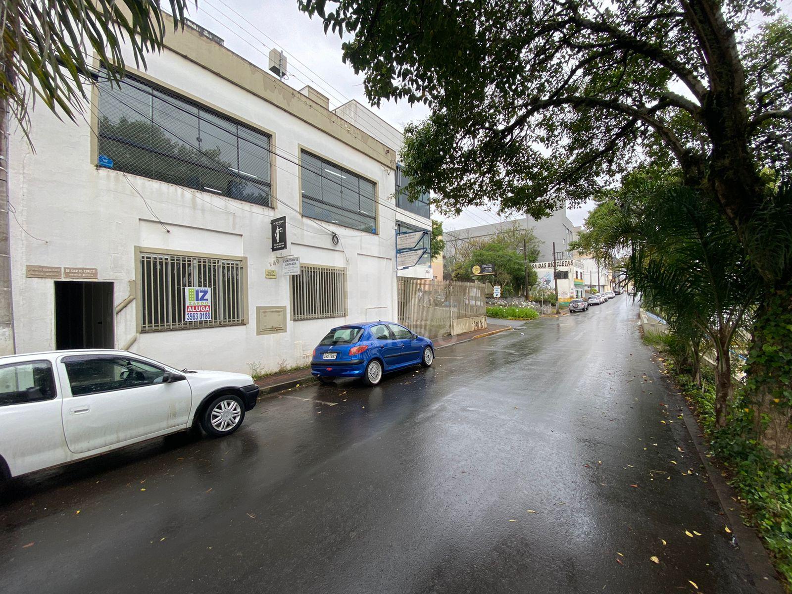 SALA COMERCIAL, PROX. AVENIDA BARÃO DO RIO BRANCO COM APROX. 3...