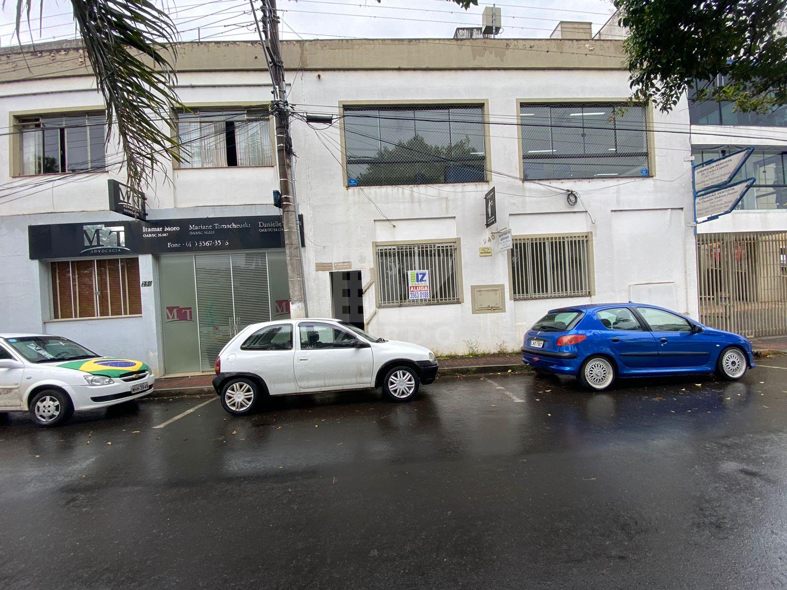 SALA COMERCIAL, PROX. AVENIDA BARÃO DO RIO BRANCO COM APROX. 3...