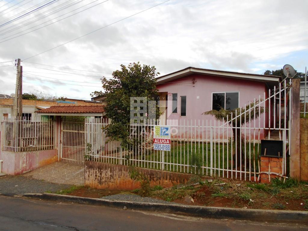 CASA A VENDA EM ÓTIMA LOCALIZAÇÃO NO BAIRRO MARTELLO.