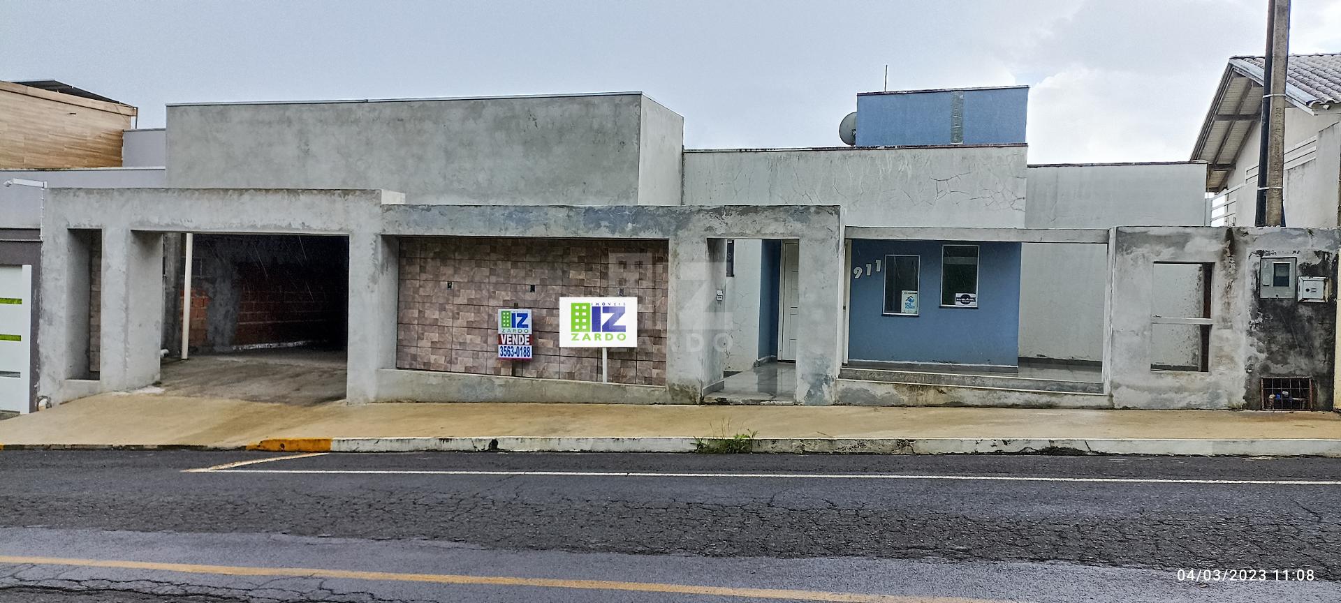 CASA A VENDA, BAIRRO BERGER, CACADOR - SC