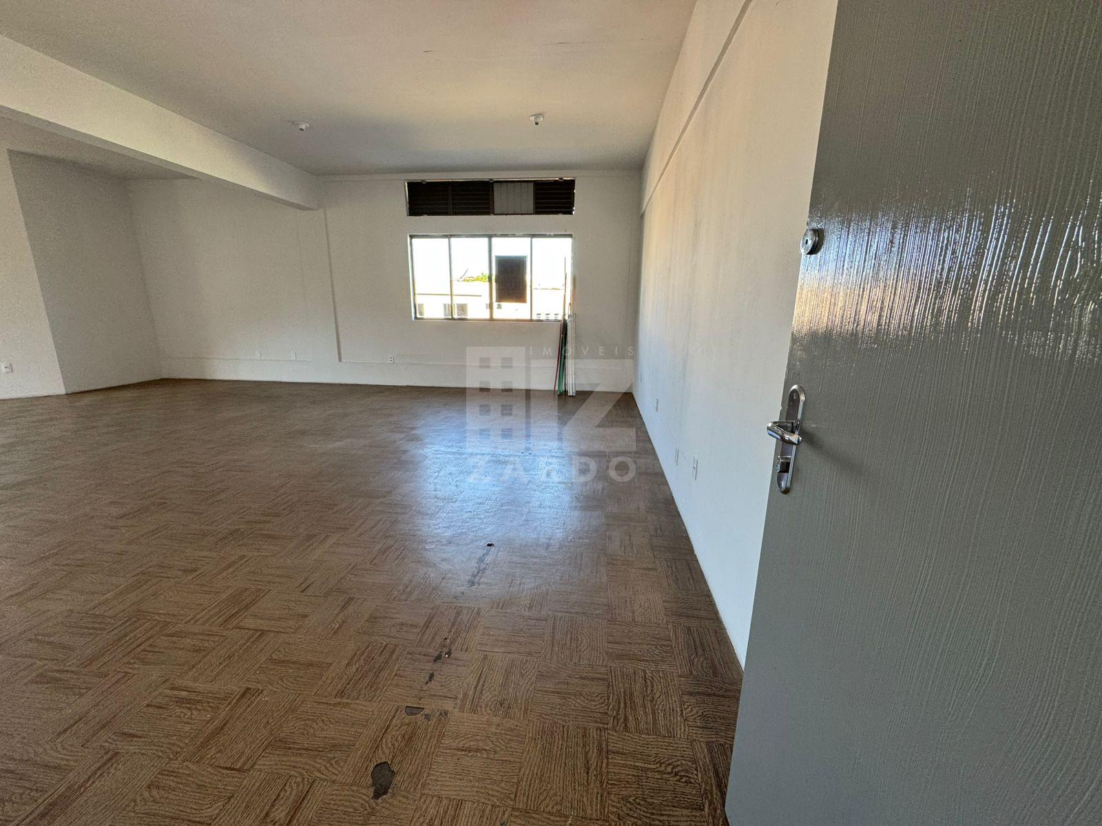 SALA COMERCIAL PARA LOCAÇÃO, COM APROX. 70M  NO CENTRO - CACAD...