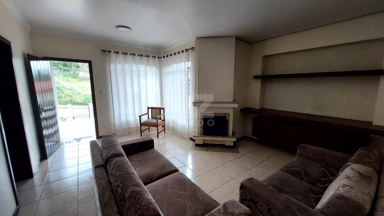 CASA PARA LOCAÇÃO MOBILIADA, PARTE SUPERIOR, CONTENDO 01 SUÍTE...