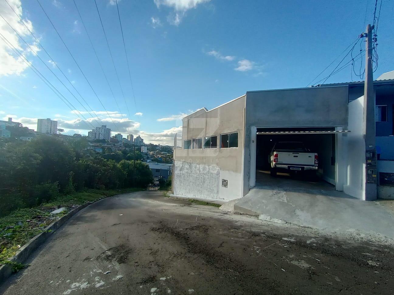 Casa à Venda no alto do Bairro Bello - suíte mais 02 quartos -...
