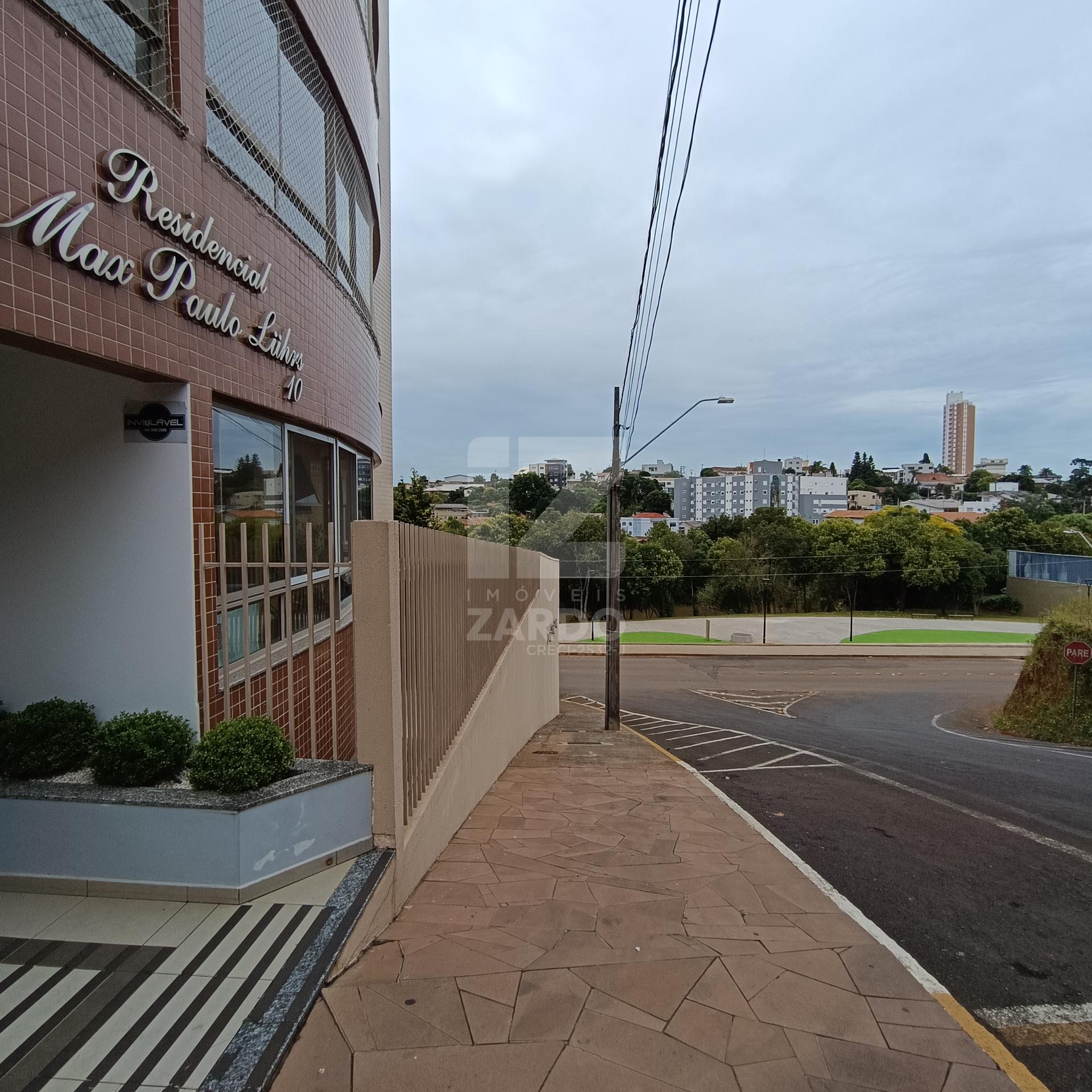 Lindo Apto. mobiliado à venda, área total 118,20m  - no centro...