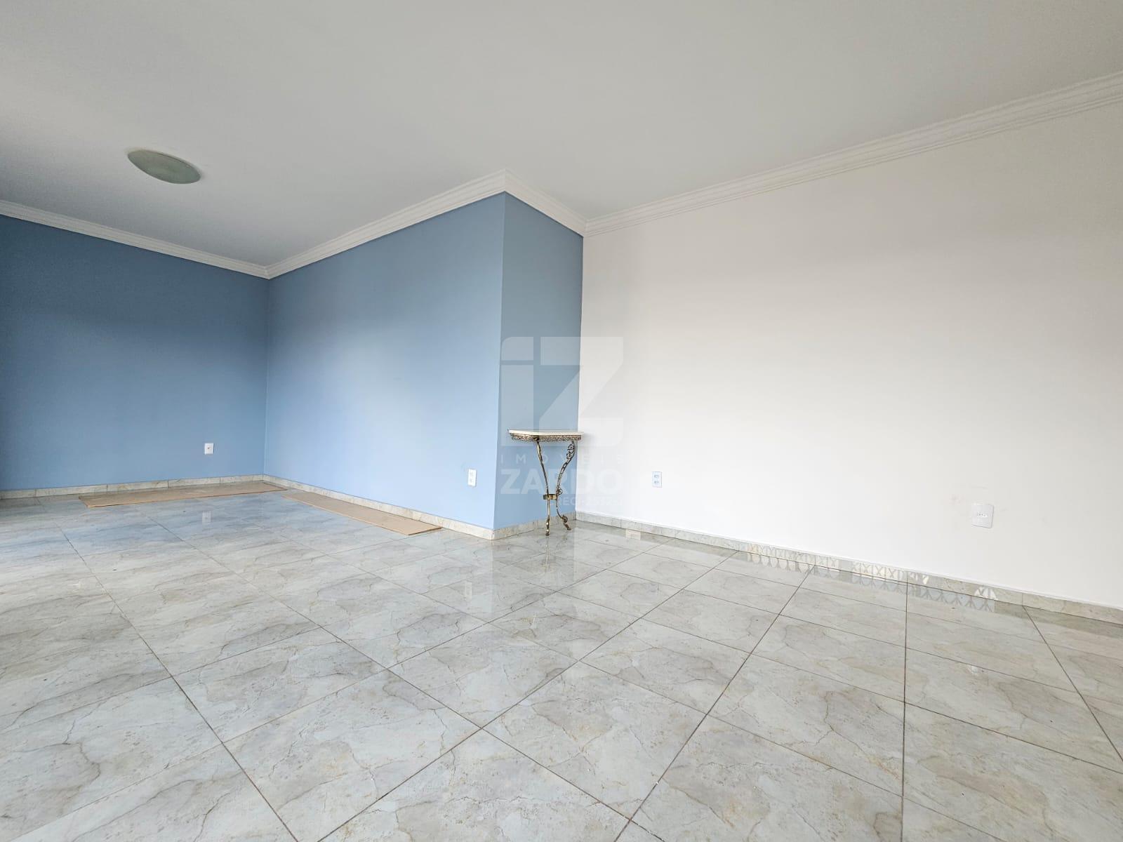 CASA PARA LOCAÇÃO, SEMI MOBILIADA, PRÓXIMA À UNIARP    