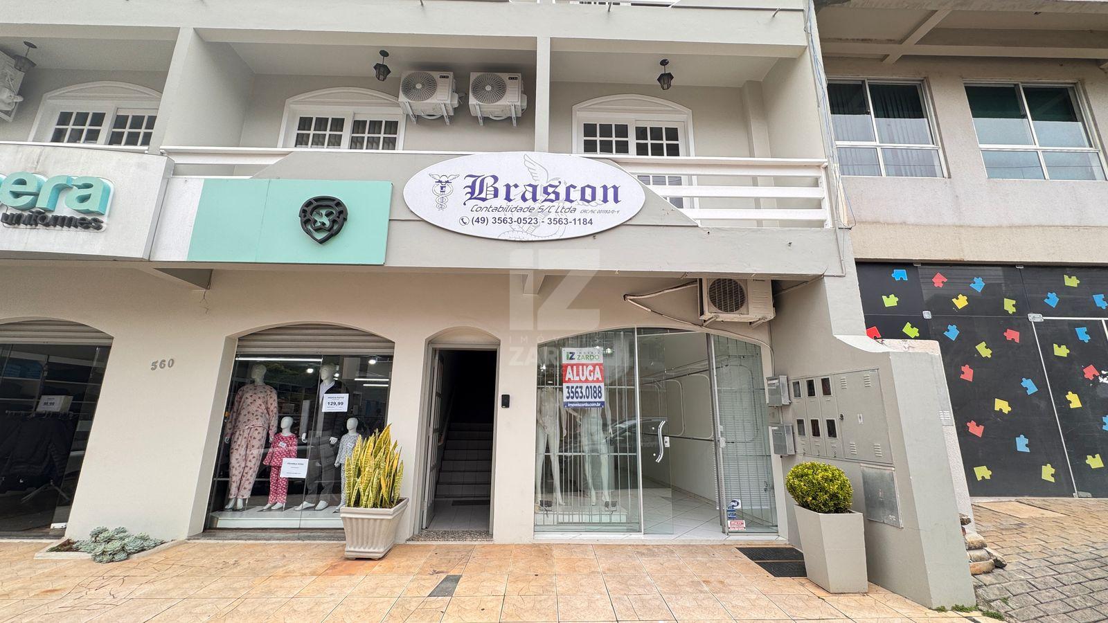 ALUGA-SE SALA COMERCIAL, TÉRREA, AV. SANTA CATARINA,CENTRO   