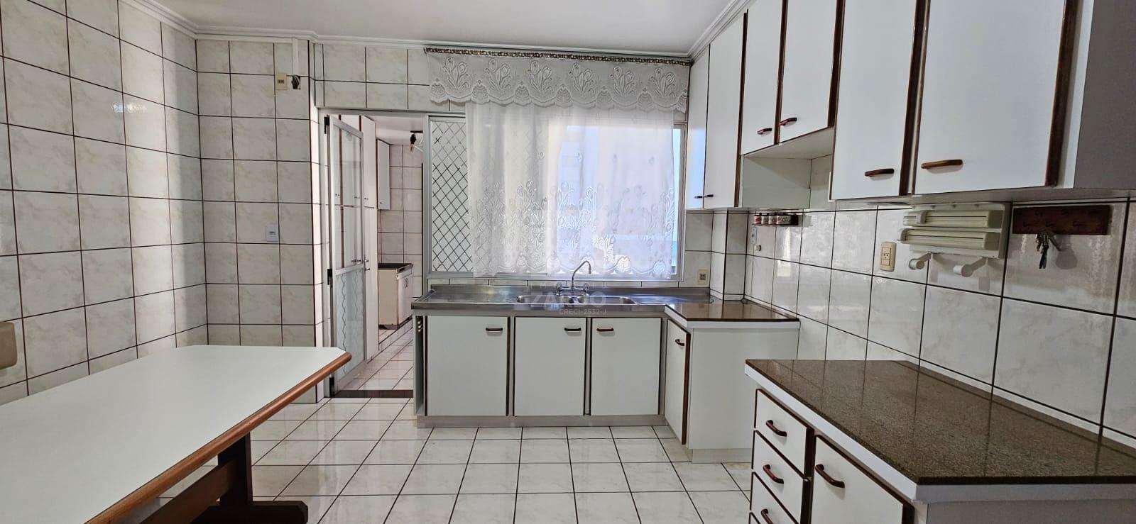 AMPLO APARTAMENTO PARA LOCAÇÃO, RES. BELA VISTA, CENTRO  