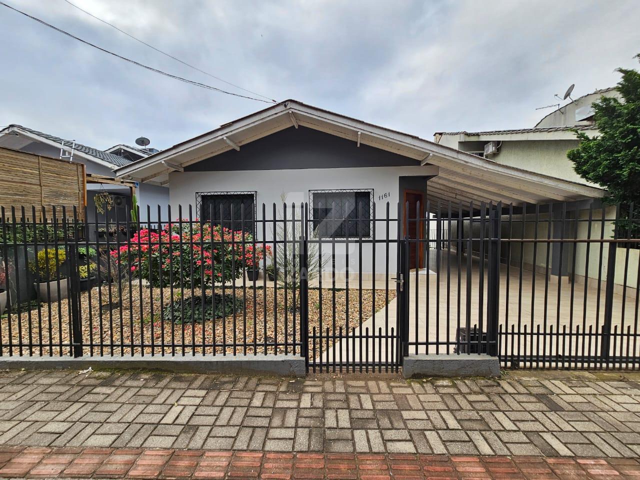 CASA ACONCHEGANTE PARA LOCAÇÃO, COM 02 QUARTOS, BAIRRO BERGER   