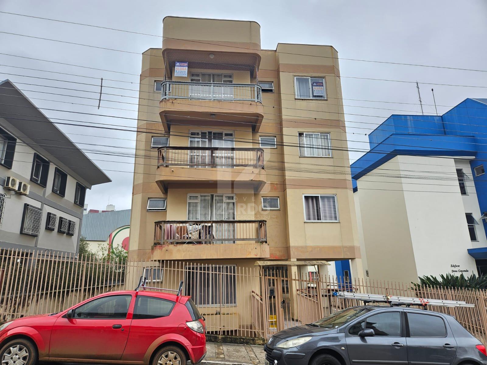 AMPLO E ACONCHEGANTE APARTAMENTO PARA LOCAÇÃO, ED. SANTO ANTON...
