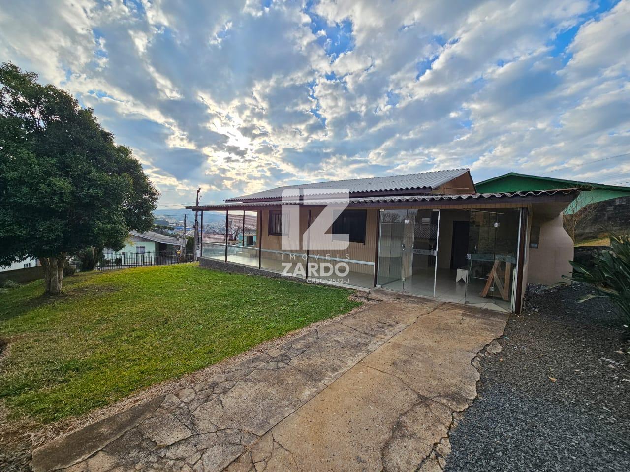 CASA CONFORTÁVEL, PARA LOCAÇÃO, BAIRRO BERGER,COM 03 QUARTOS  