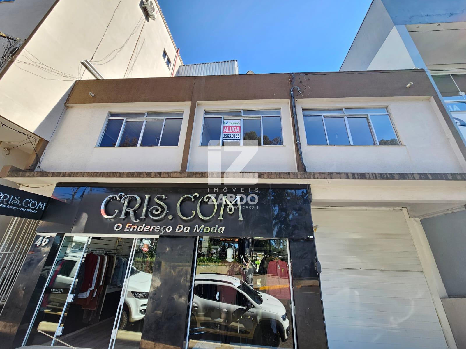 APARTAMENTO PARA LOCAÇÃO NO CENTRO, COM TRÊS QUARTOS, SALA, CO...