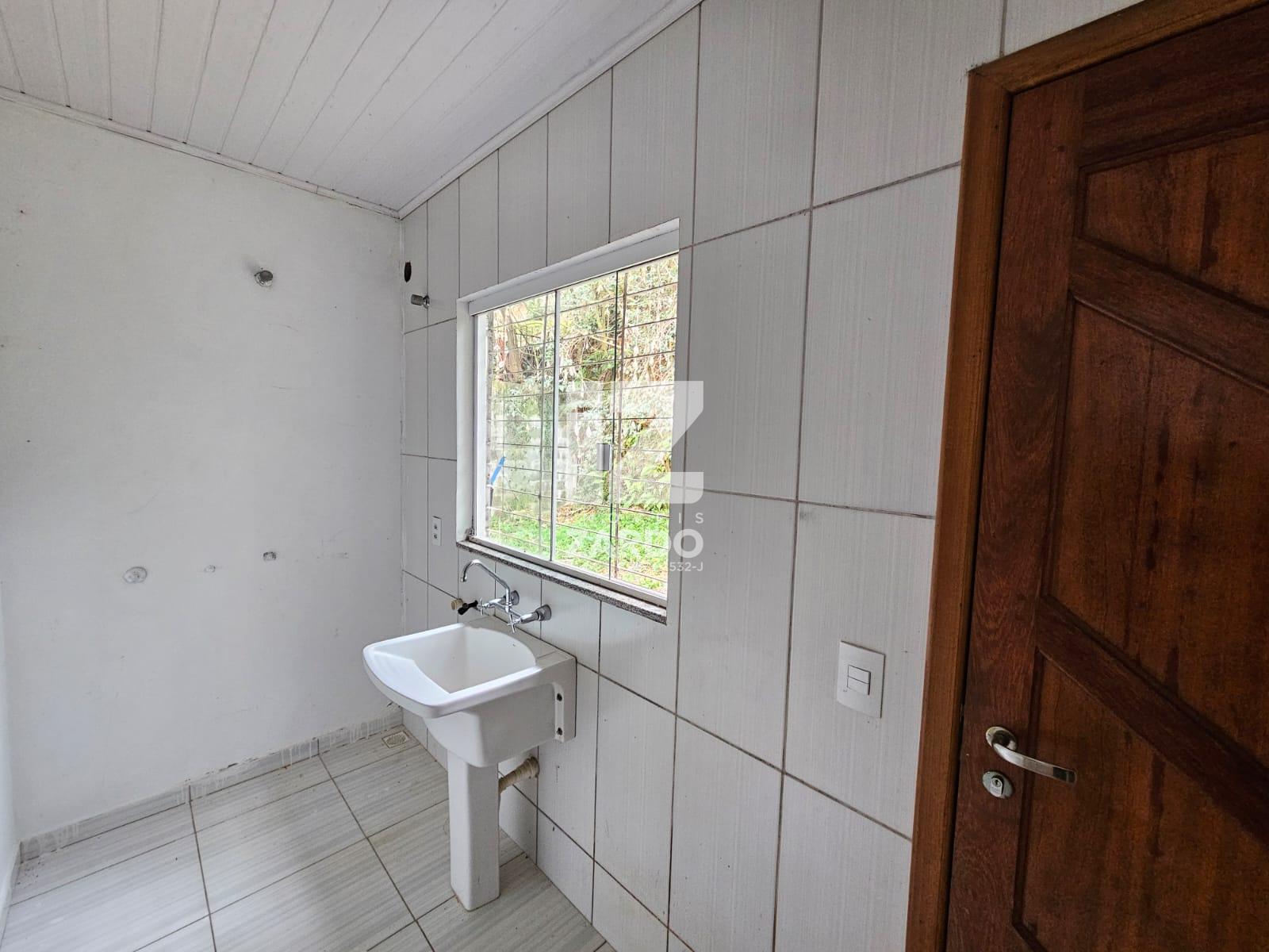 EXCELENTE CASA PARA LOCAÇÃO, BAIRRO SANTA CATARINA     