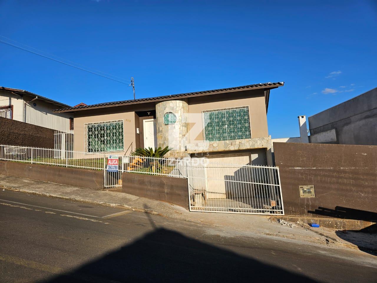 CASA PARA LOCAÇÃO, BAIRRO KURTZ, CONTENDO 01 SUITE E 02 QUARTO...