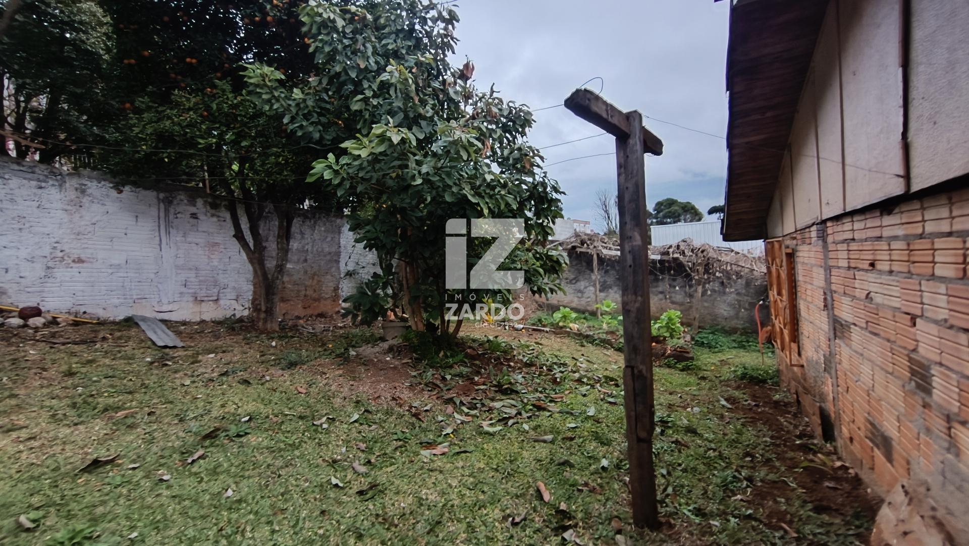 CASA MISTA A VENDA, 100M  -TERRENO DE 320M  - PRÓX. AO SENAI -...