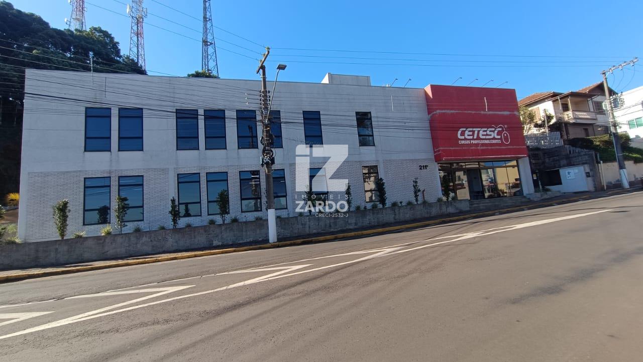 Prédio Comercial à Venda - Área Construída  718,00 m  em Terre...