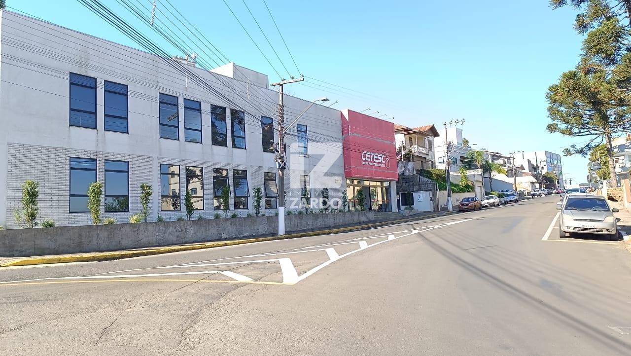 Prédio Comercial à Venda - Área Construída  718,00 m  em Terre...