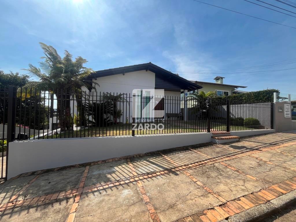 LINDA CASA A VENDA COM PISCINA AQUECIDA, BAIRRO SORGATTO, CACA...