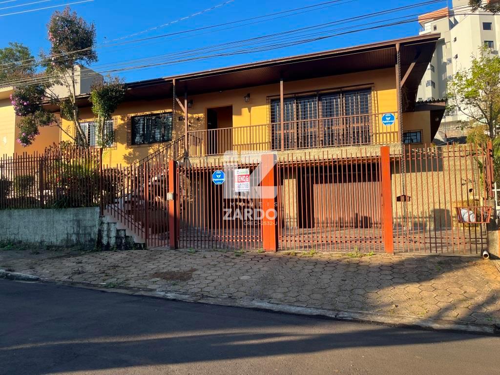 CASA A VENDA, BAIRRO REUNIDAS, CACADOR - SC